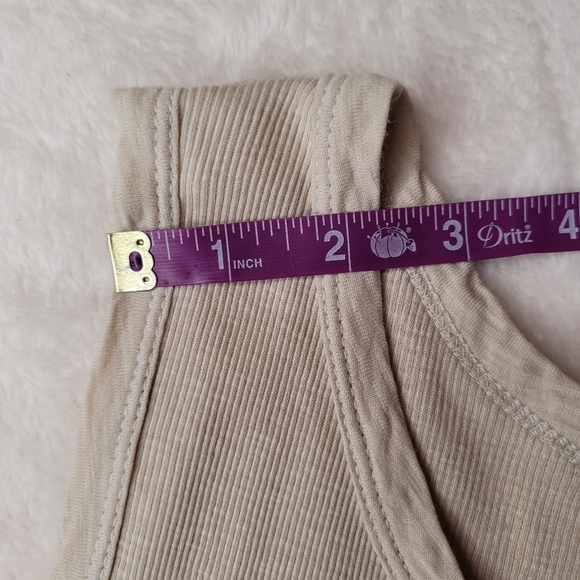 NWOT Velvet by Graham & Spencer Beige Ribbed Tank Top Size Small - Picture 6 of 12